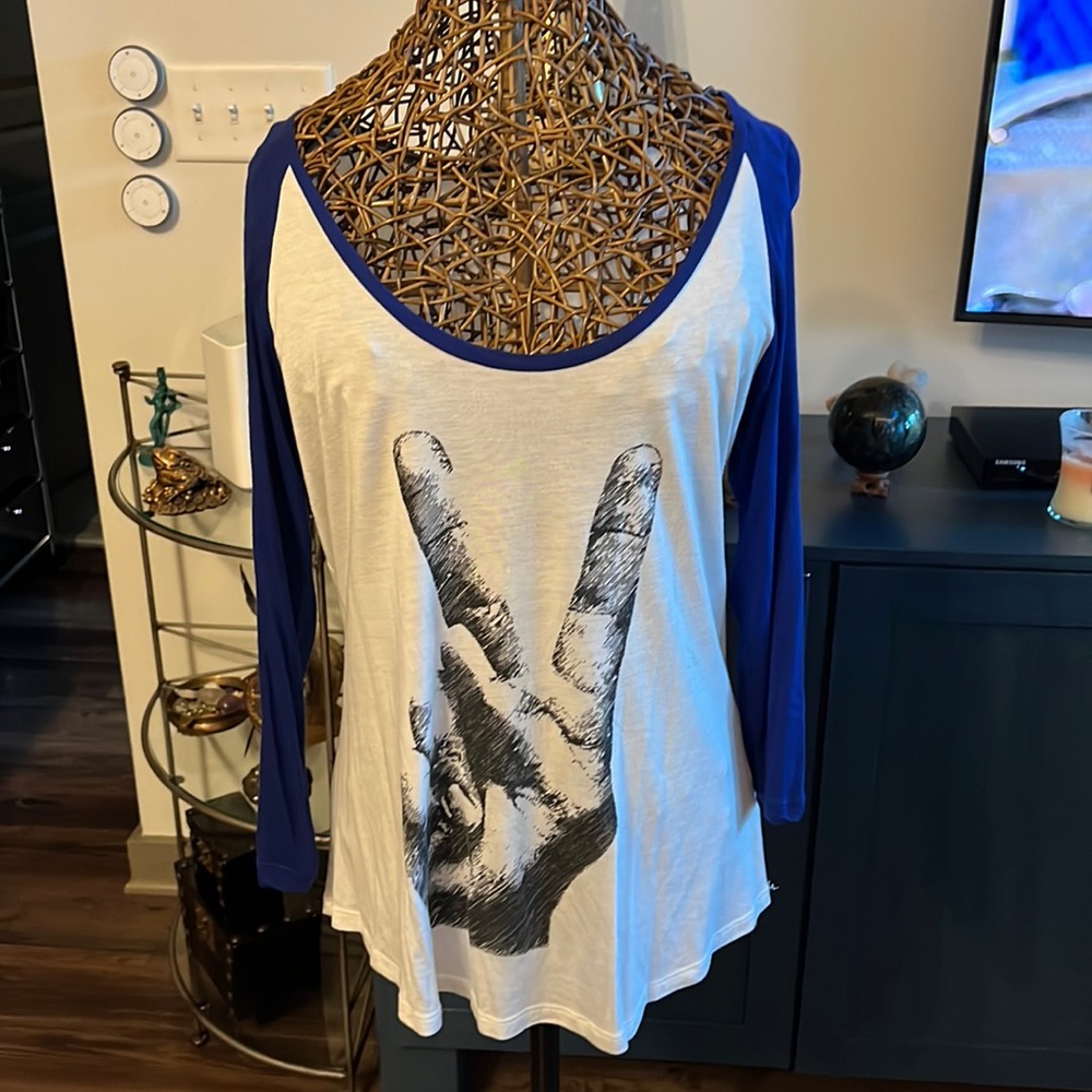 Lauren Moshi ✌🏽 top